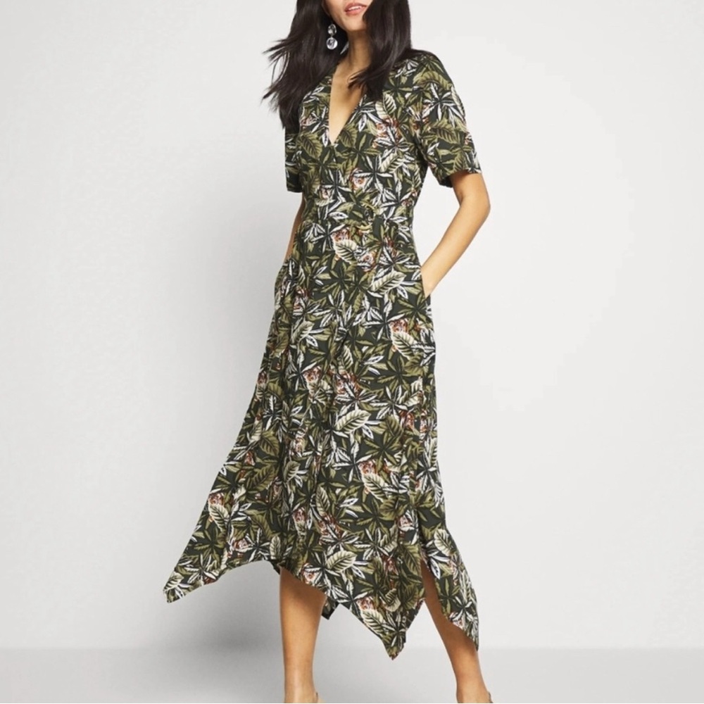 Banana Republic Tiger Print Midi Wrap Dress Size 6